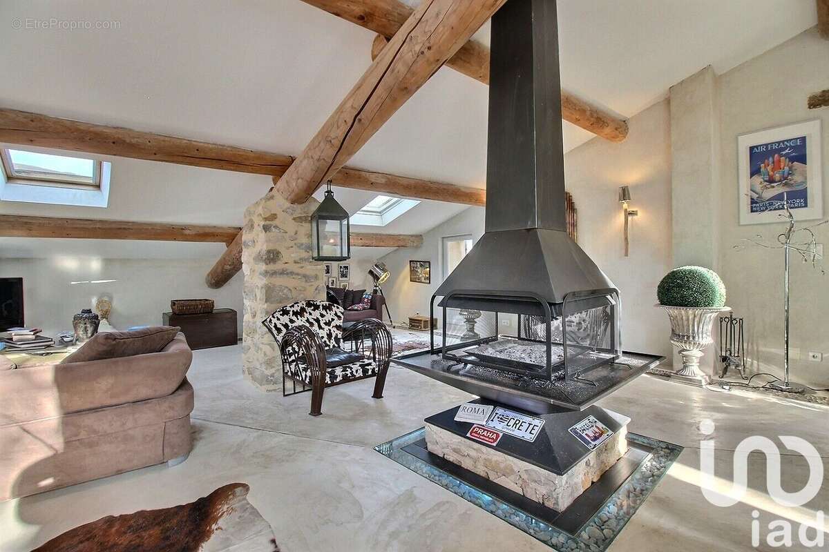 Maison 132 m² à Savoillan  - photo 8