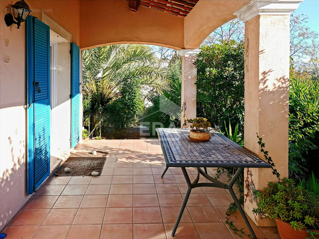 Maison à CAGNES-SUR-MER