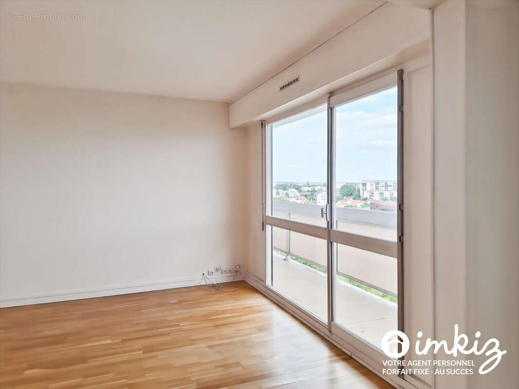 Créteil 4 pièces avec balcon et parking - photo 2