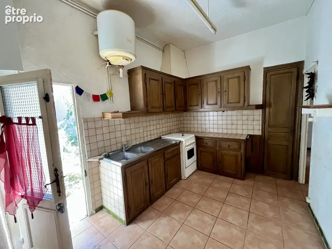 Proche berge de l'Aude et Cité: Ensemble immobilier avec cours à rénover - photo 13