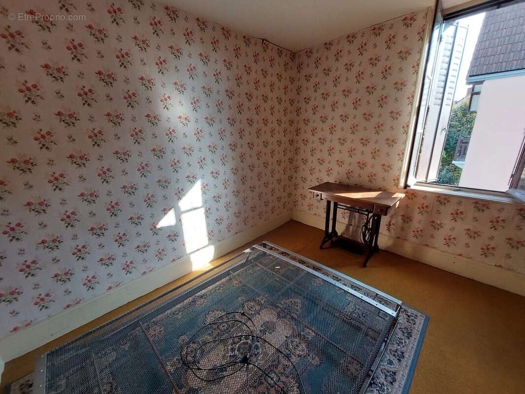 Maison à SAINT-GERMAIN-DES-FOSSES