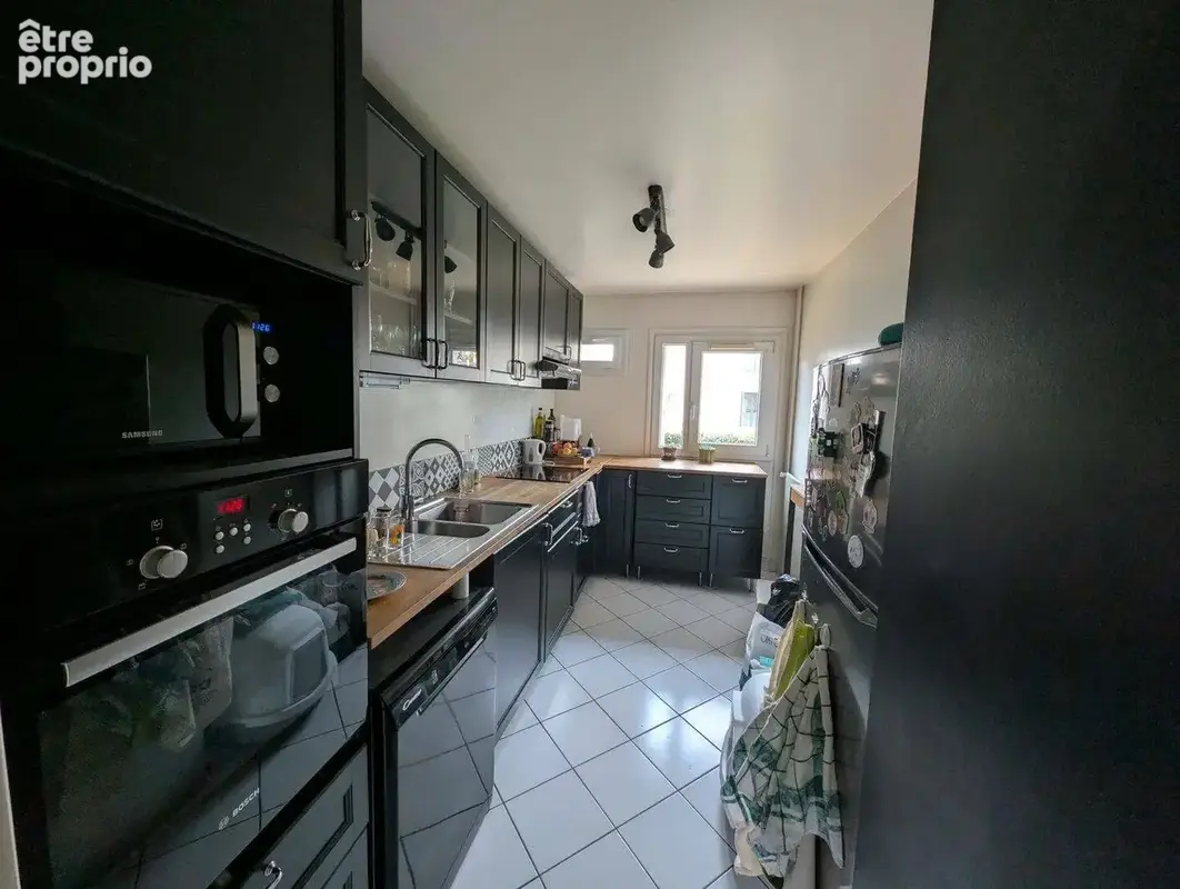 Appartement 67 m² à Courbevoie  - photo 2
