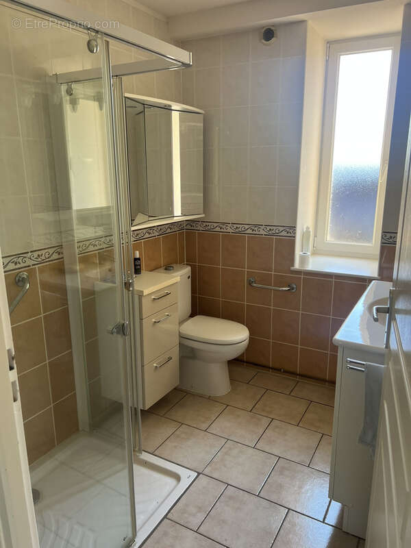 Maison à VENDENESSE-LES-CHAROLLES