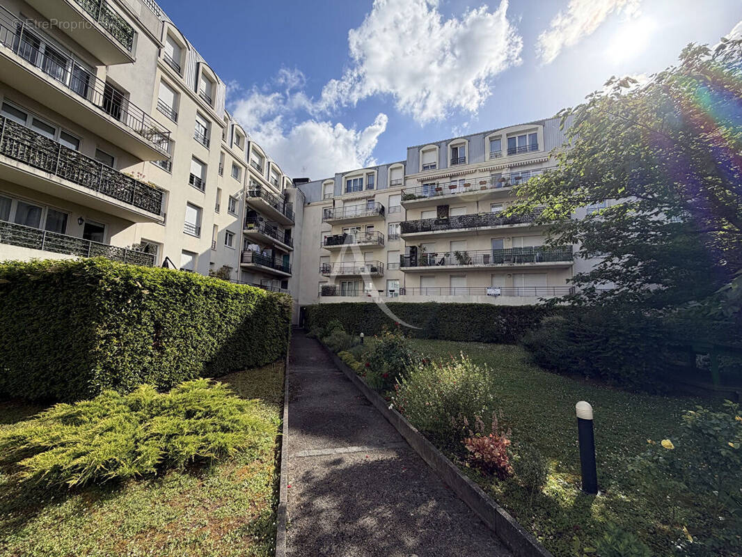Appartement à DRANCY