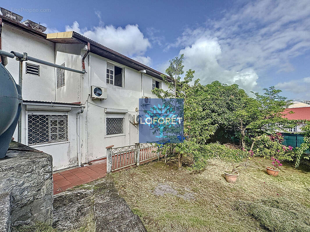 Maison à SAINTE-LUCE