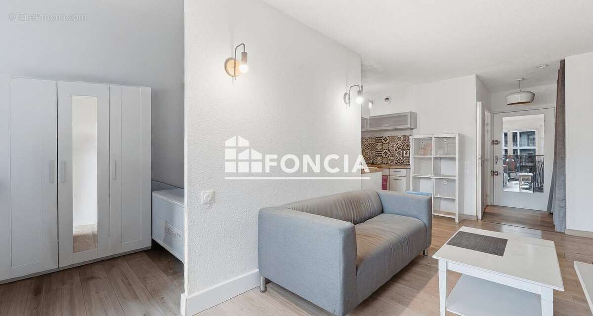 Appartement à VENCE