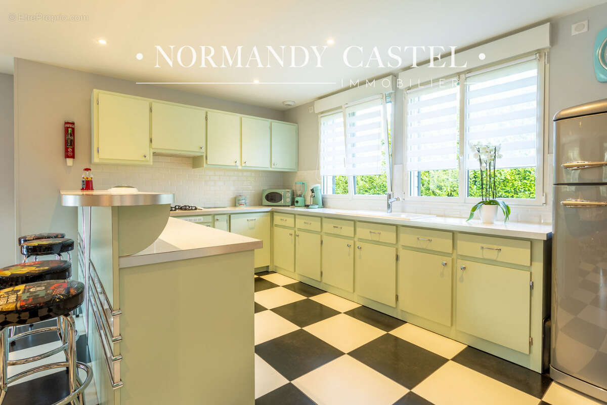 Maison à PENNEDEPIE