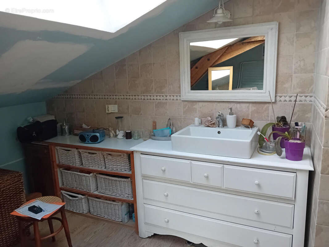 Salle d' eau - Maison à CAHORS