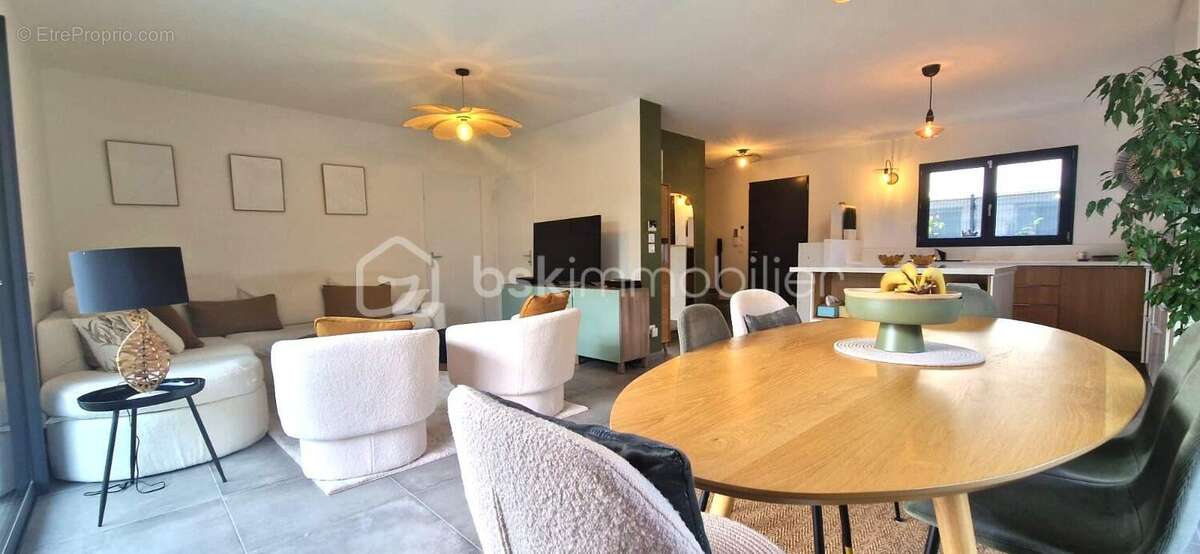 Maison à VILLARD-BONNOT