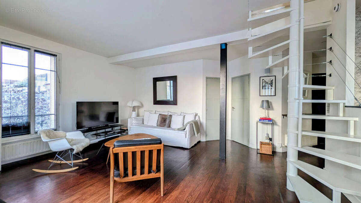 Appartement à SURESNES