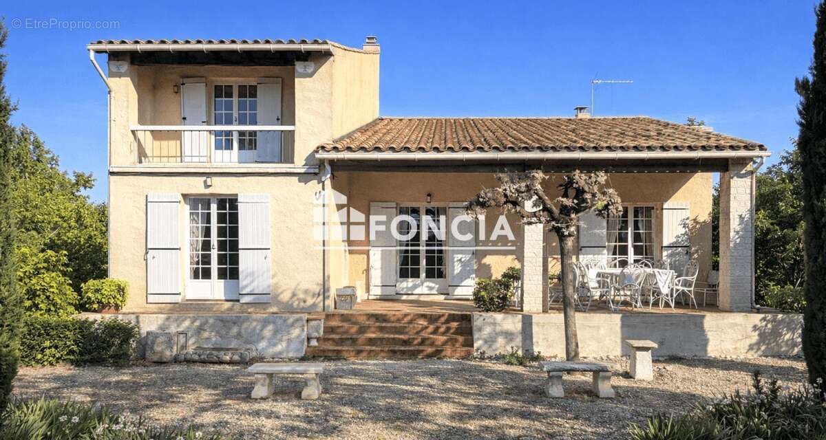 Maison à SAINTE-ANASTASIE
