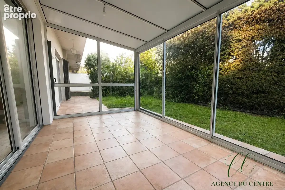 Nice : Superbe 4 pièces - rez-de-jardin - garage et cave - photo 4