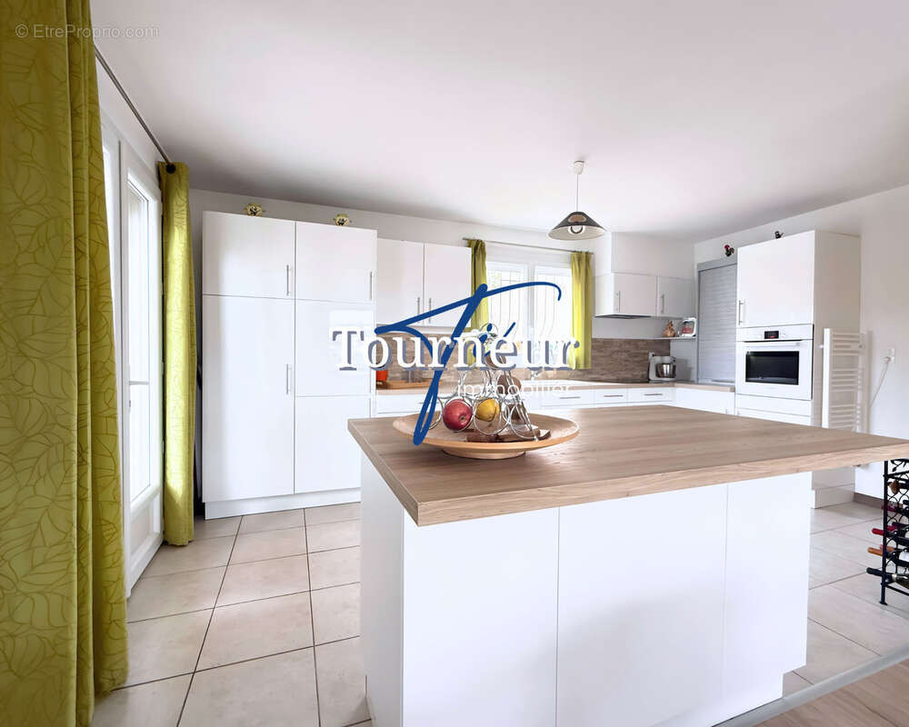 Maison à SIX-FOURS-LES-PLAGES