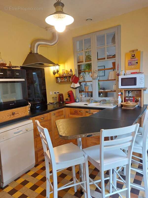 Maison à LA CHAUSSEE-SAINT-VICTOR