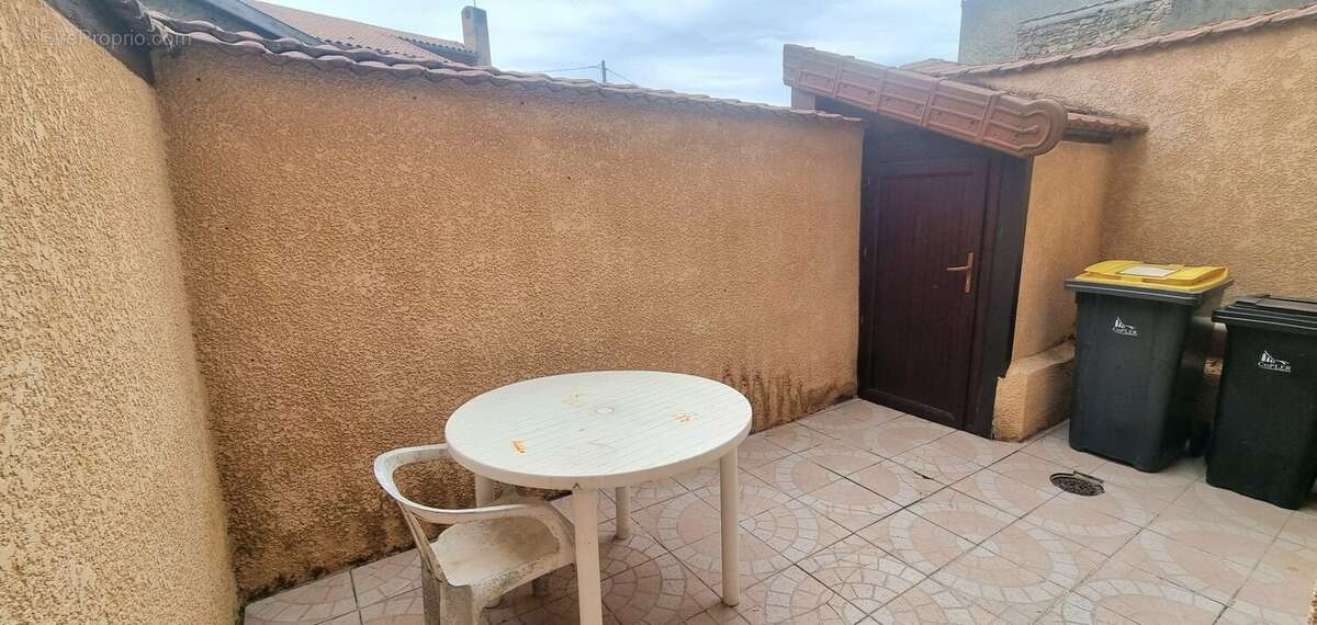 Maison à SAINT-JUST-LA-PENDUE