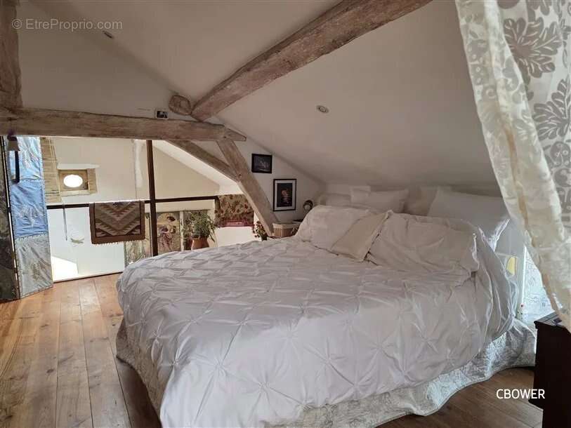 Maison à ADRIERS