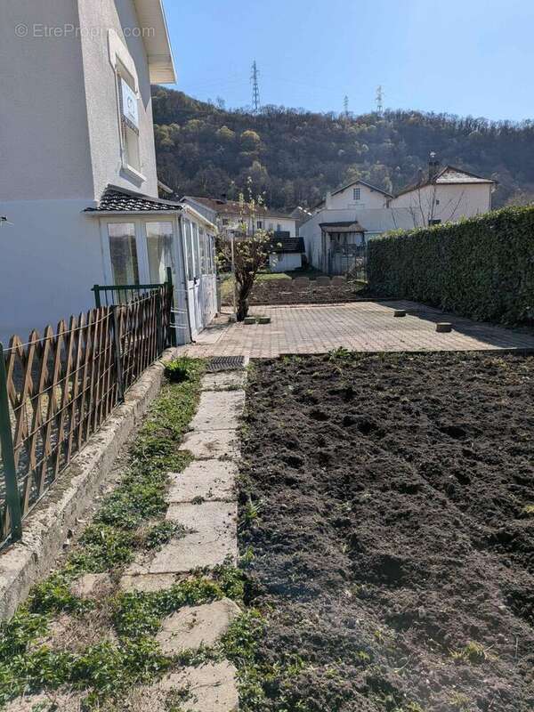 Maison à JARRIE