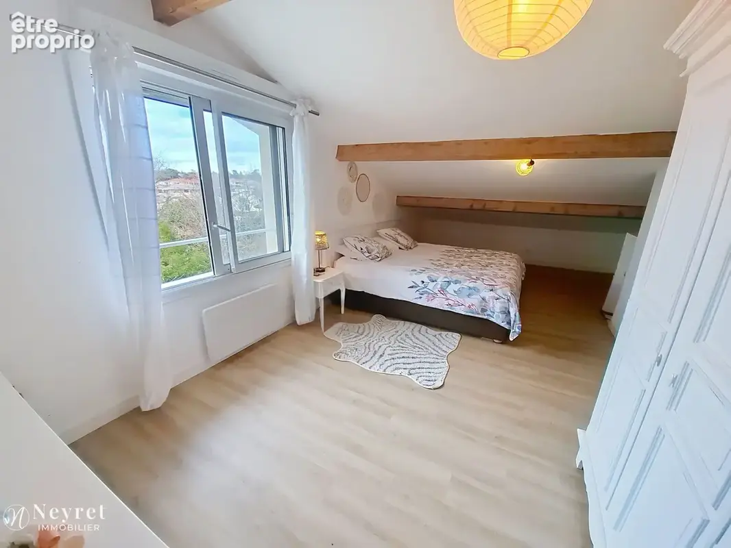 Maison familiale soignée de 257,61 m2 utiles - photo 10
