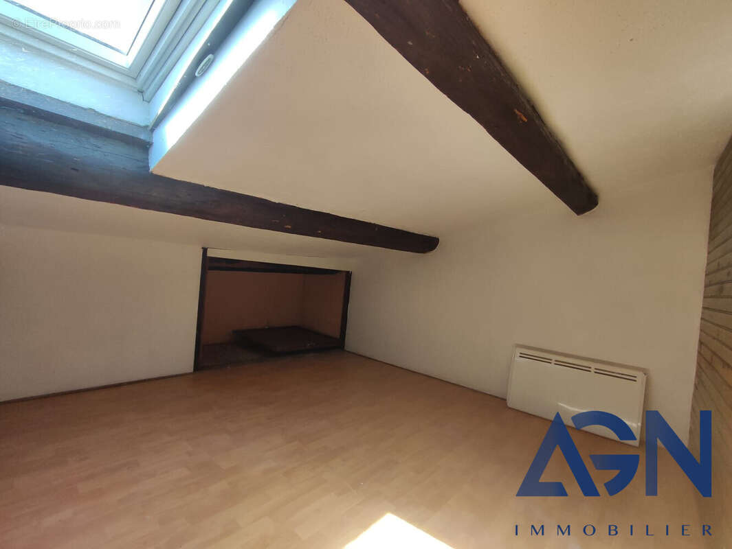 Appartement à VIAS