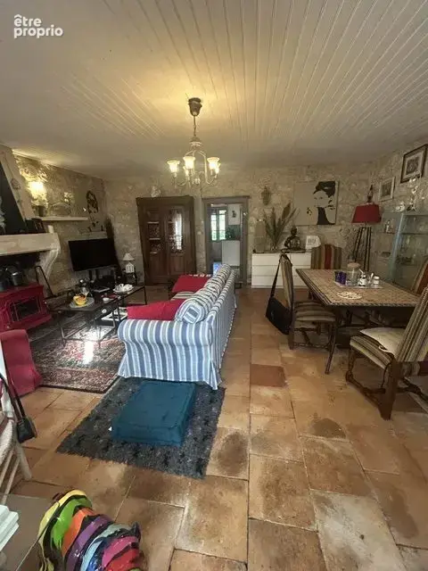 Maison 7 pièces 220 m² à vendre à Jau-Dignac-Et-Loirac (33590) - photo 5