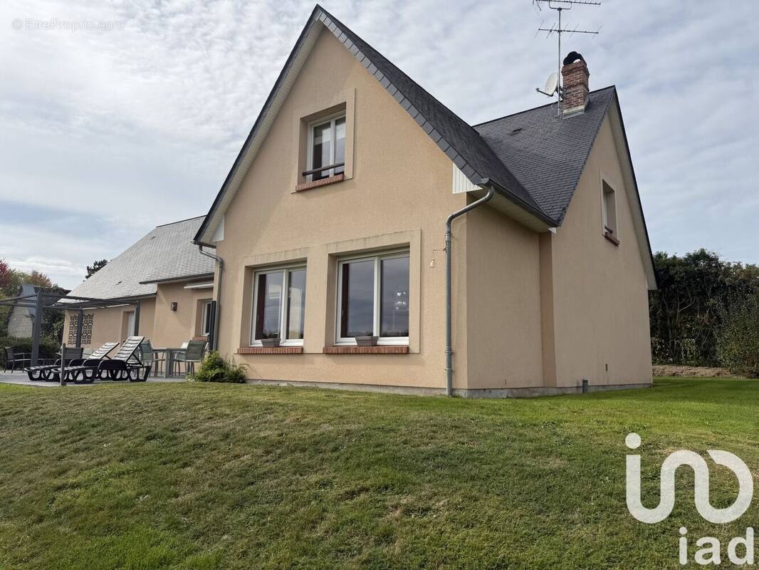Photo 1 - Maison à EQUEMAUVILLE