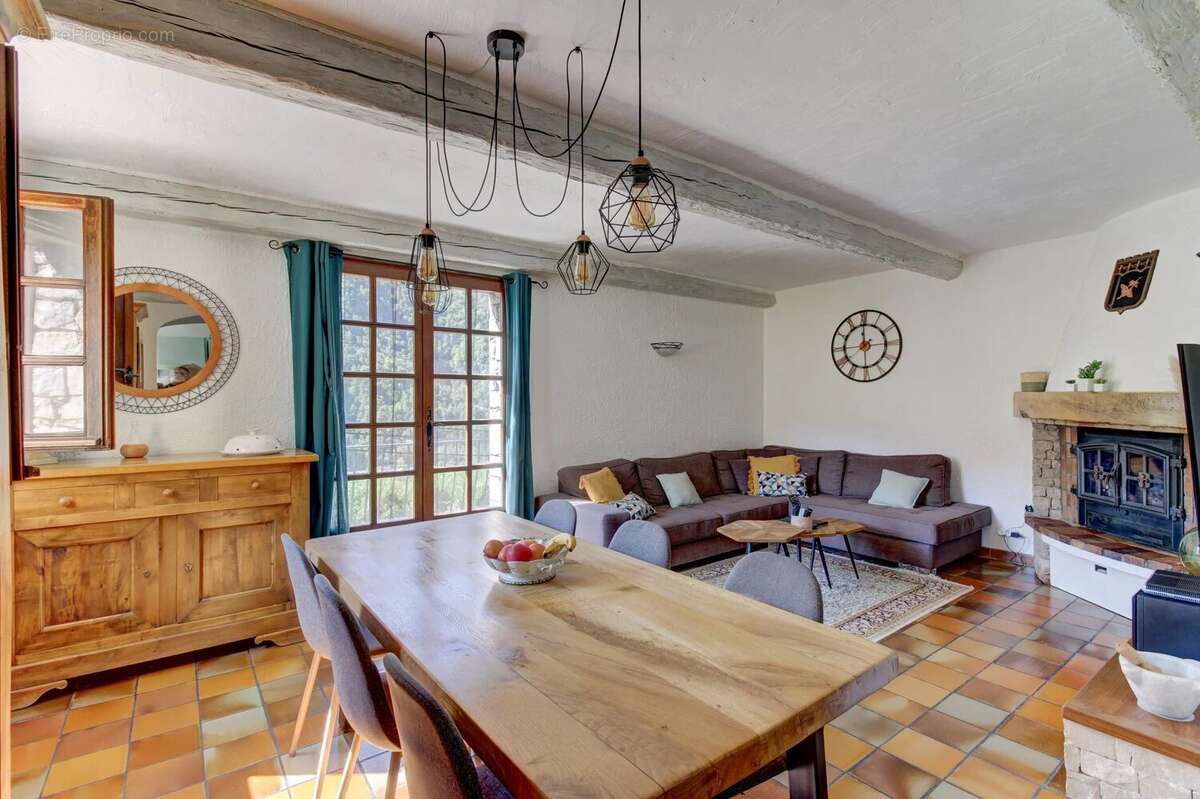 Maison à GUILLAUMES