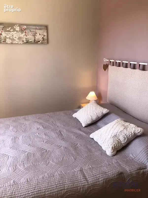 LORGUES Propriété composée de 4 logements avec vue imprenable - photo 16
