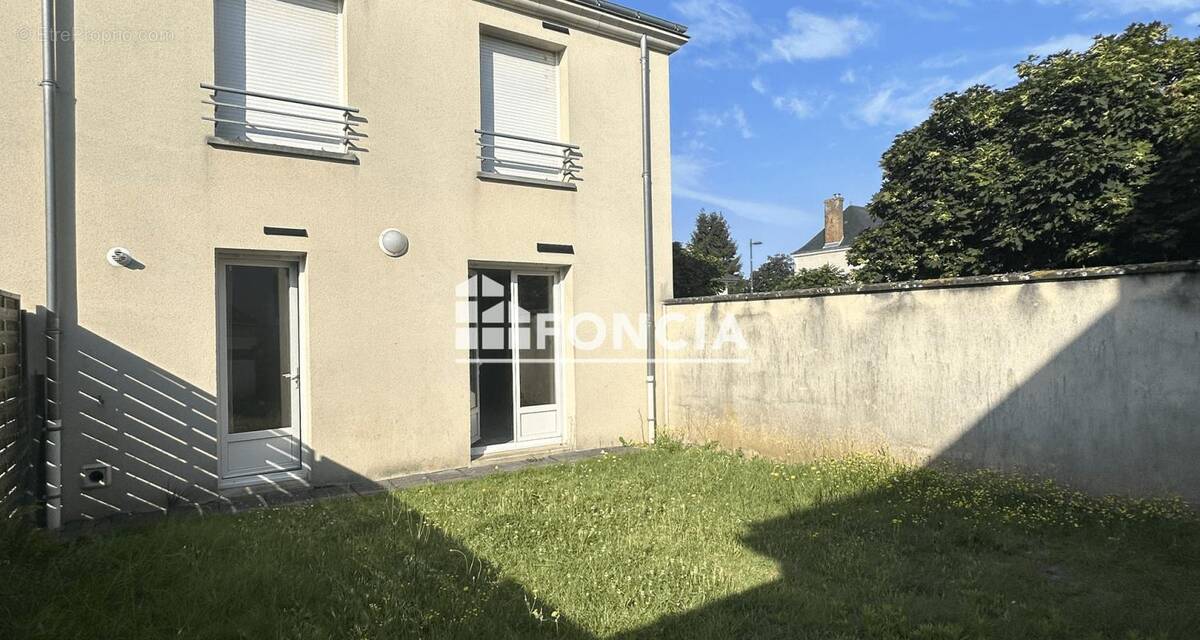 Maison à SPAY