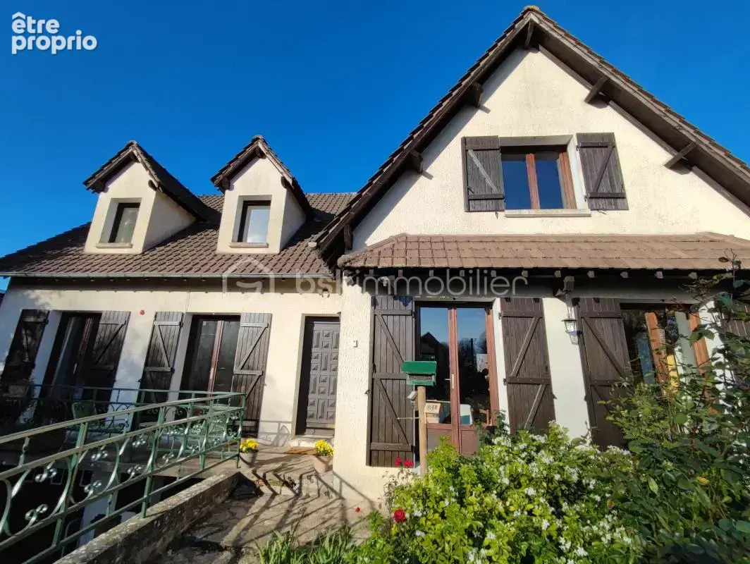 Pavillon sur sous-sol de 184 m² avec jardin et dépendance - photo 13