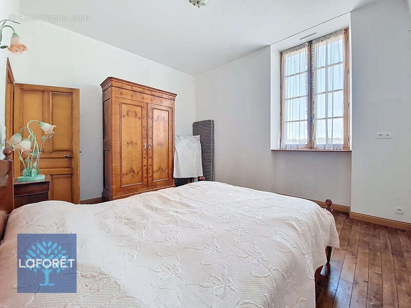 Maison à SAINT-AUBIN-D'AUBIGNE