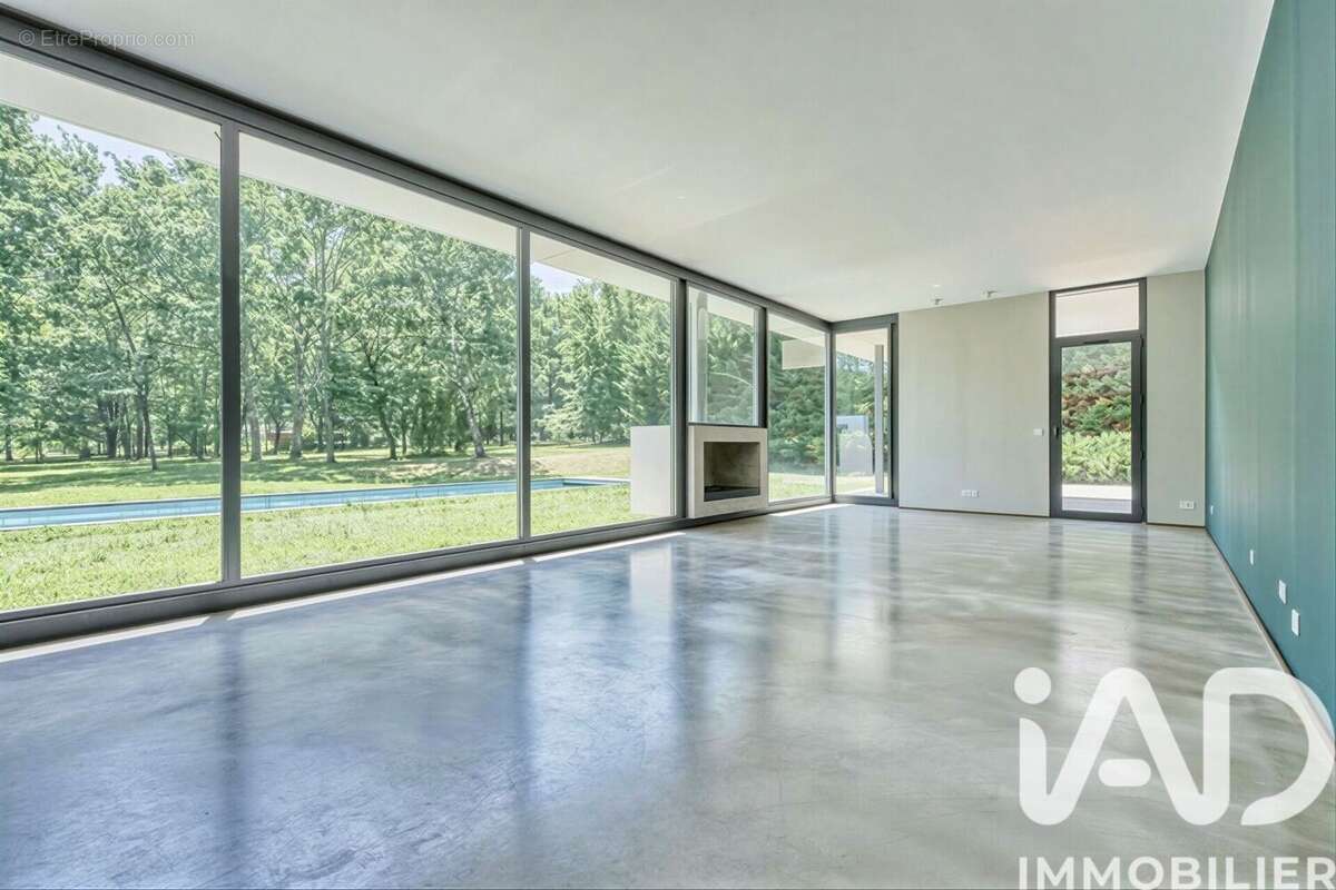 Maison 260 m² à Cenac  - photo 4
