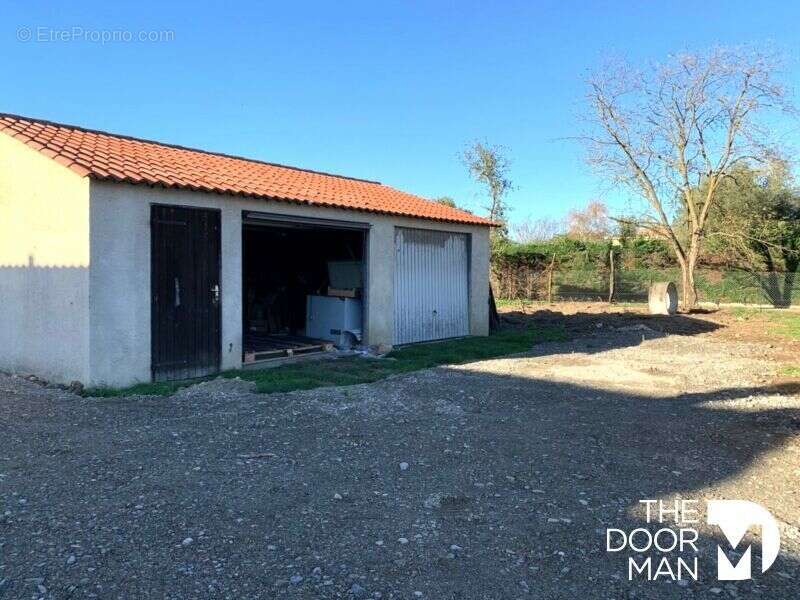 Terrain à LAVERNOSE-LACASSE