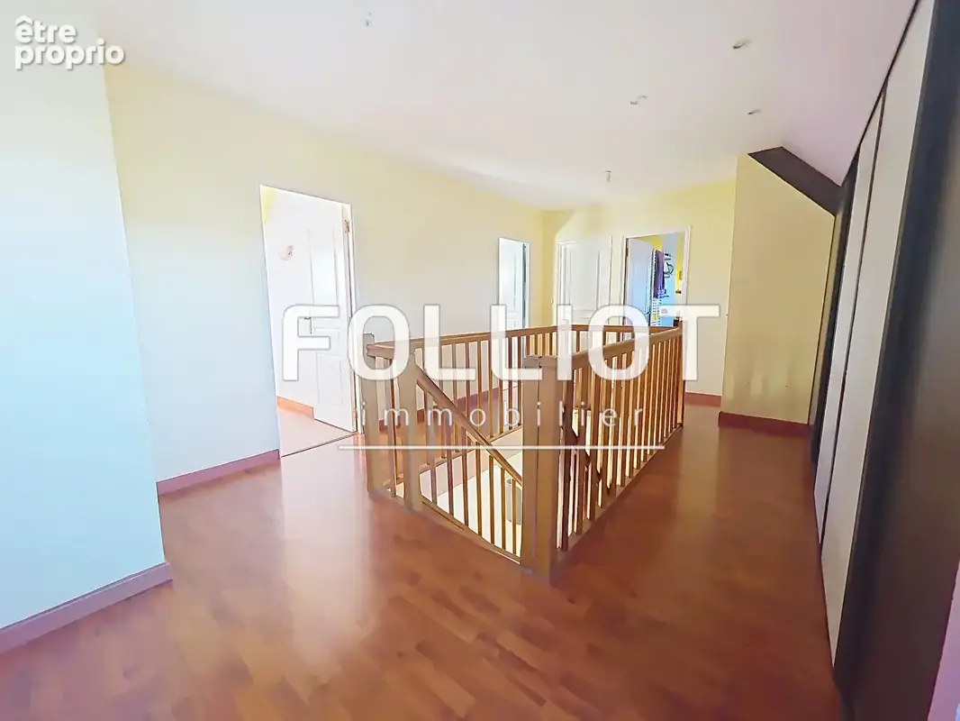 ACHAT-VENTE - Maison 8 pièces proche BREHAL- 50290/50400 - photo 9