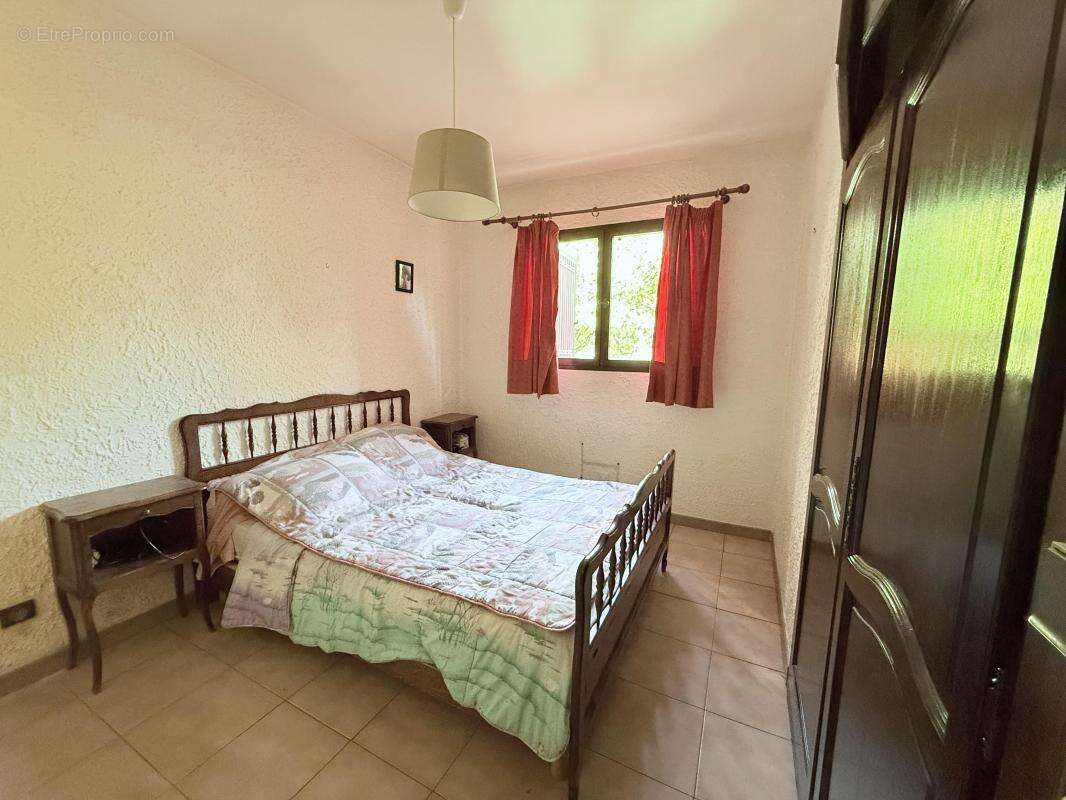 Maison à ROUSSILLON