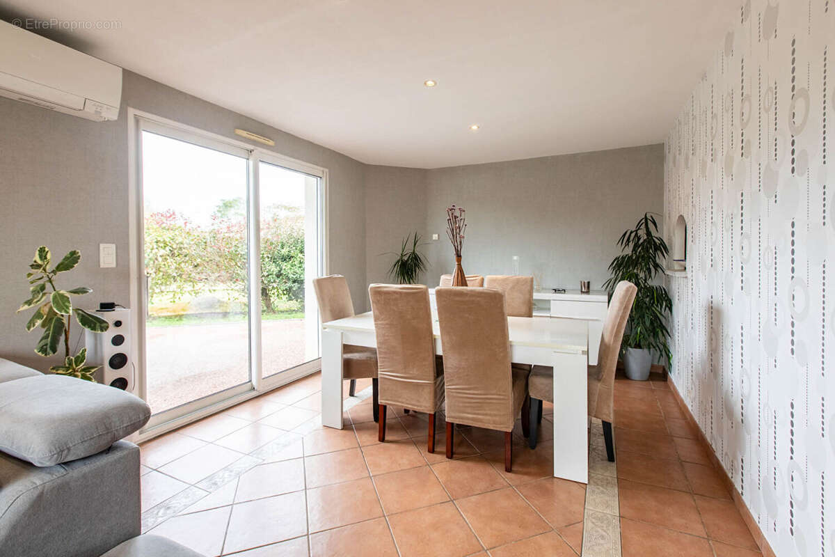 Maison à GRENADE-SUR-L&#039;ADOUR