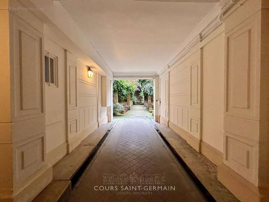 Appartement à PARIS-18E