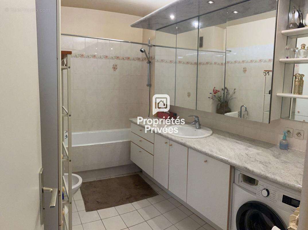 Appartement à LE CHESNAY
