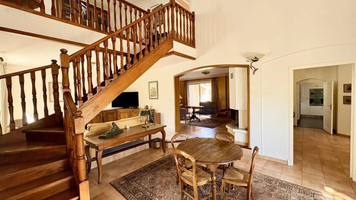 Maison à ROCHEFORT-DU-GARD