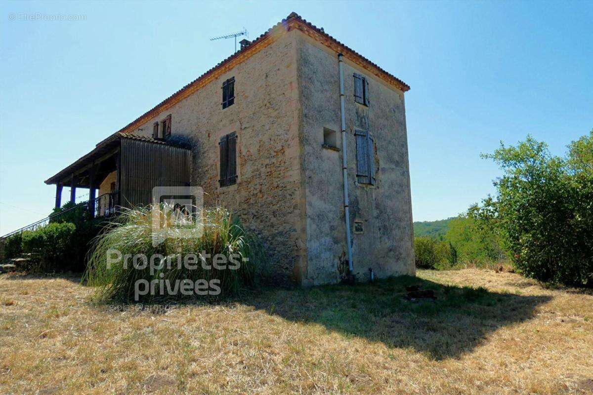Ancien corps de ferme  5 pièces, 130 m² - photo 3