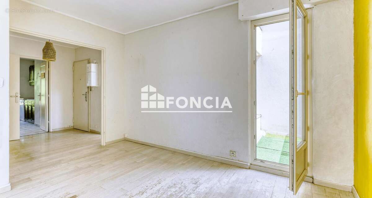 Appartement à BOURG-LA-REINE
