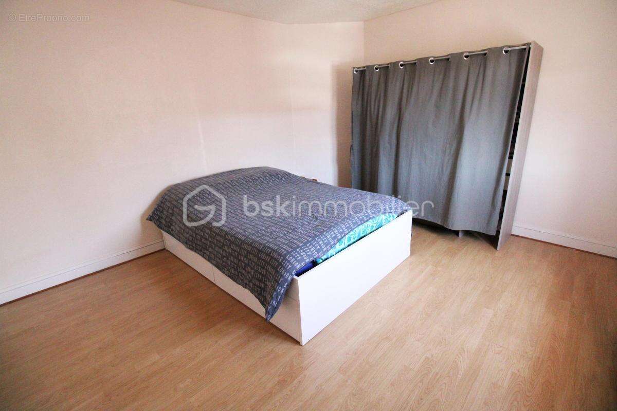 Maison à MONTEREAU-FAULT-YONNE