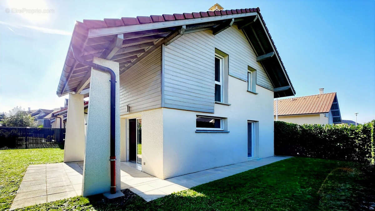 Maison à DOUVAINE