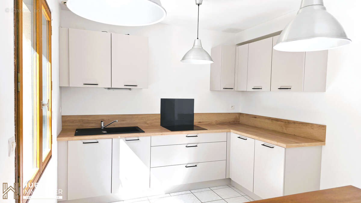 Maison de type 6 sur terrain de 486 m2 - photo 4