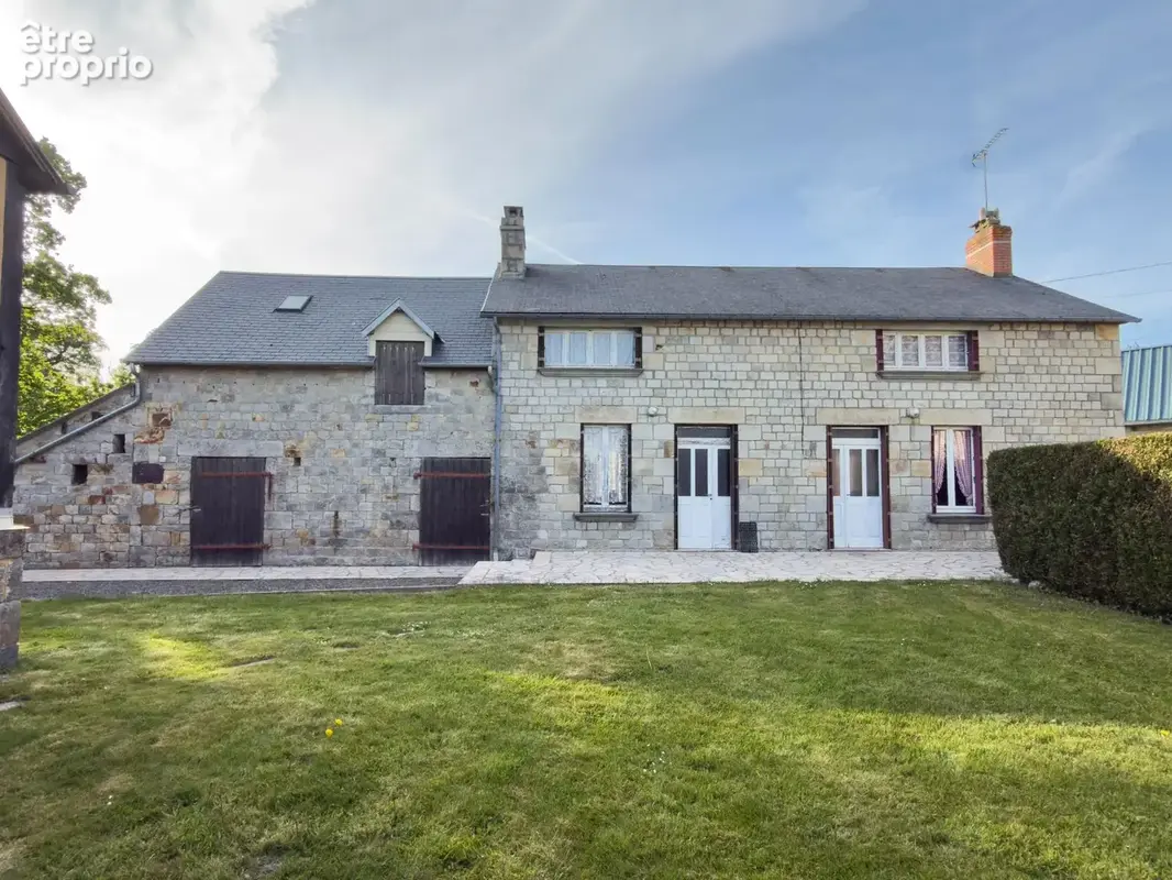 Photo 1 - Maison à SAINT-GEORGES-DE-ROUELLEY