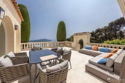 Appartement 190 m² à Villefranche-Sur-Mer  - photo 2
