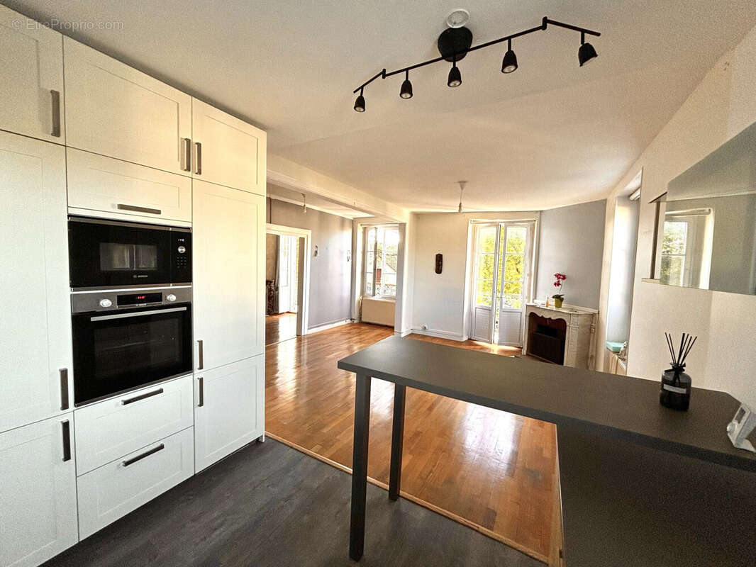 Appartement à COULOMMIERS