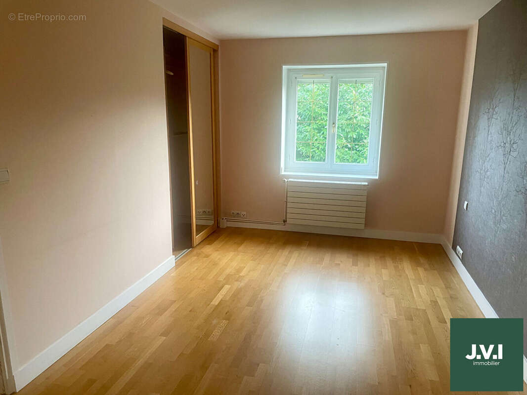 Maison à MONTMORENCY