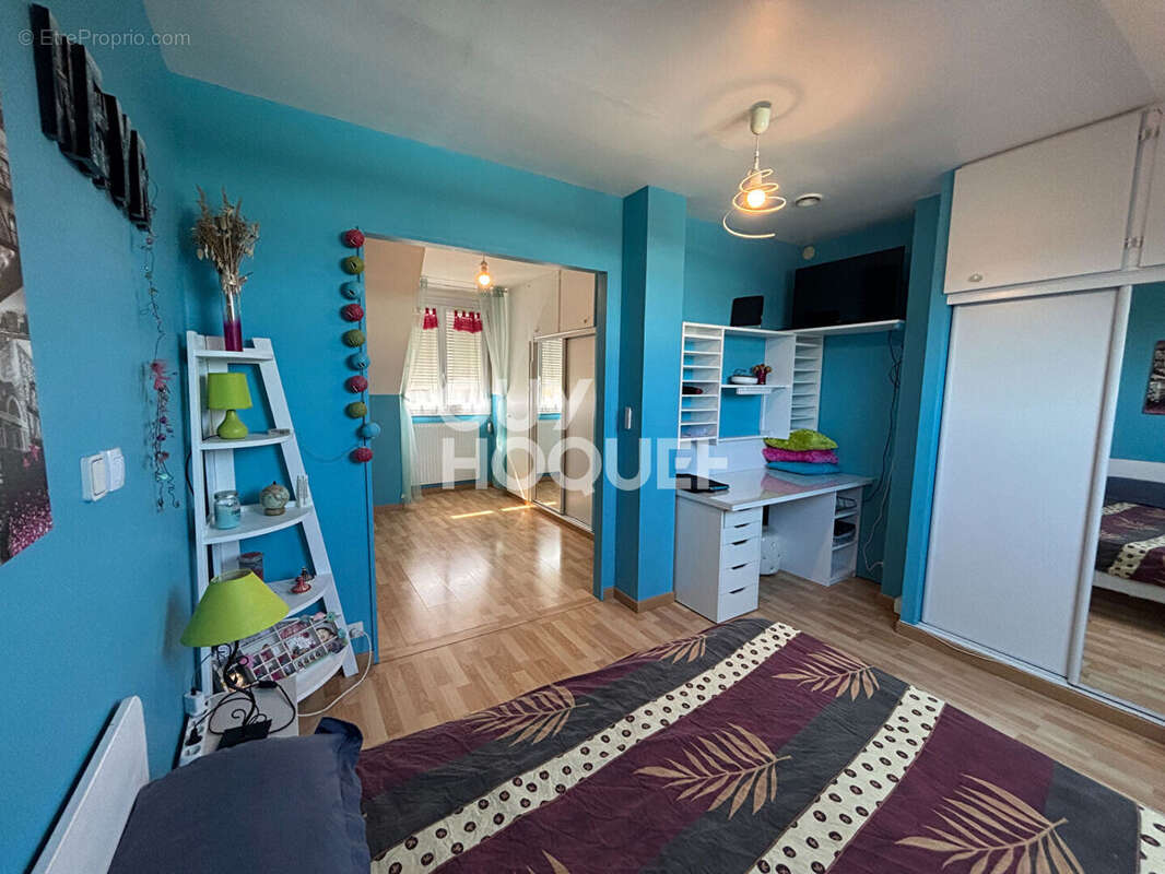 Maison 128 m² à Neufmoutiers-En-Brie  - photo 8