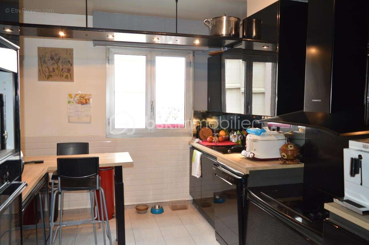 Appartement T4 – 129 m² – Vue Cathédrale – Centre-ville d’Amiens + box + caves - photo 4