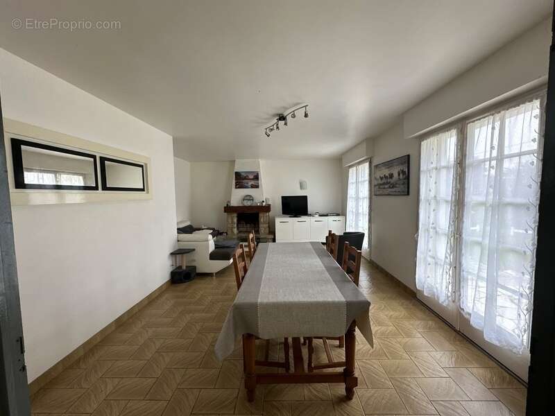 Maison à LOCMALO